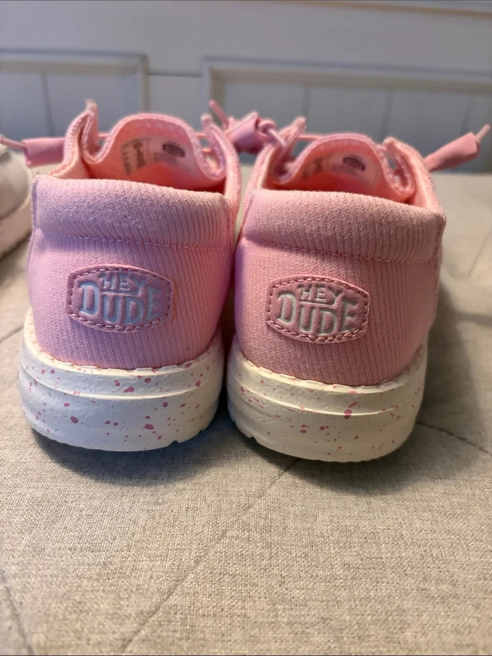 Hey Dude lightweight pink